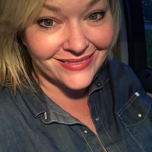 Meet your Posher, Elisabeth
